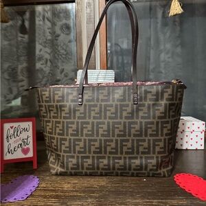 Fendi Brown leather Women's PROJECT!!!!!!! Tote hand Bag *DAMAGED*